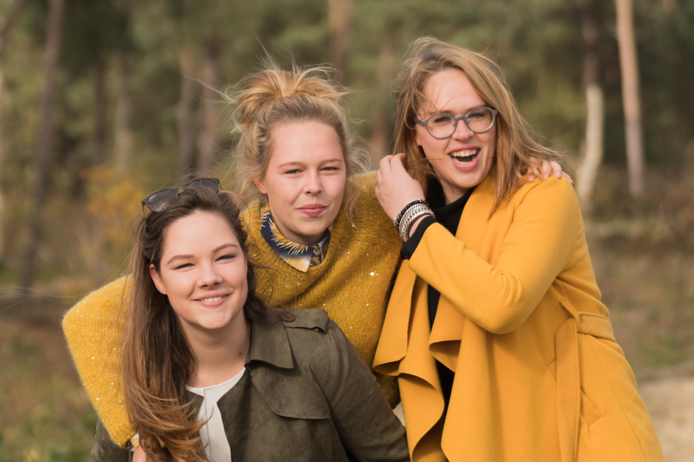 Zussen op de foto in een spontane fotoshoot door Wilma Fotografeert